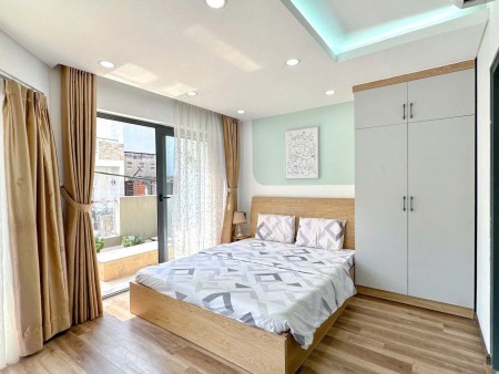 Cho thuê chung cư mini, ban công, full nội thất, ngay trung tâm quận 7, 40m2