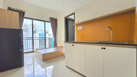Căn Hộ Studio Ban Công Full Nội Thất Ngay Cung Đường Hoàng Sa Trường Sa Giáp Quận 10, 30m2