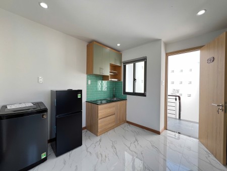 Cho thuê studio cửa sổ trời, full nội thất, có máy giặt riêng – Quận 10, 35m2