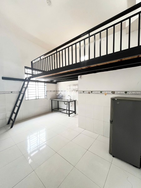 Phòng Trống Sẵn, Ở Liền, Chỉ từ 3xxx, Ngay ĐH Công Thương, Aeon Tân Phú, 30m2