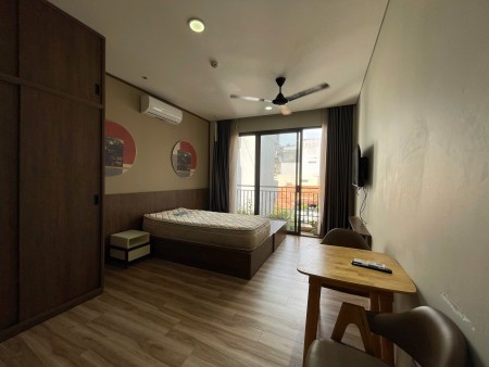 Cho thuê căn hộ ban công thoáng mát – Vị trí thuận tiện Quận 10 & Tân Bình, 40m2