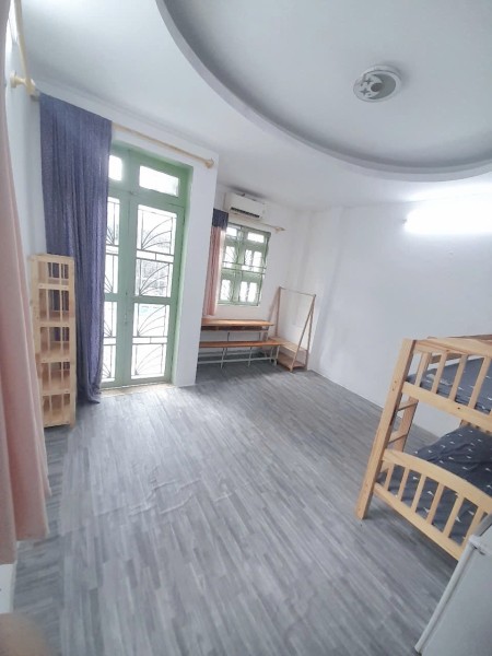 PHÒNG TRỌ TRUNG TÂM TÂN PHÚ ĐẦY ĐỦ NỘI THẤT, CÓ BAN CÔNG THOÁNG MÁT, 22m2