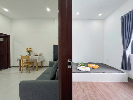 Cho Thuê Căn Hộ 1 Phòng Ngủ Diện Tích Siêu Rộng, Cửa Sổ Trời, Full Nội Thất Ngay ĐH Văn Hiến, 68m2