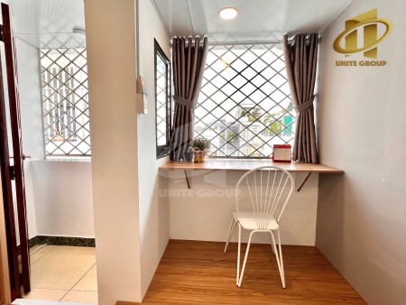 Căn hộ mới bancol + cửa sổ kế lotte Quận 7, 35m2