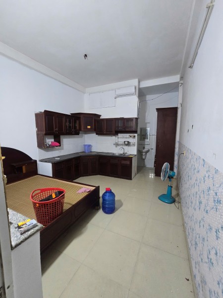 phòng trọ trong nhà nguyên căn gần Cao Đẳng Công Thương, Cao Đẳng Kinh Tế Đối Ngoại quận 9, 22m2