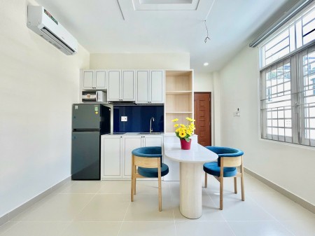 CĂN HỘ MỚI TOANH 1PN FULL NỘI THẤT BAN CÔNG QUẬN 5, 40m2