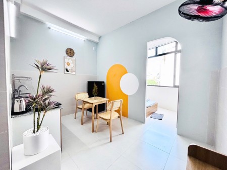 1PN CÓ CỬA SỔ TRỜI FULL NỘI THẤT GẦN SÂN BAY TÂN SƠN NHẤT QUẬN TÂN BÌNN, 40m2