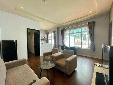 Căn Hộ 1 Phòng Ngủ Rộng 60m2 Ngay Trục Đường Nguyễn Trãi Quận 1, 60m2