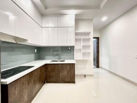 Trống sẵn - 1PN full nội thất - máy giặt riêng ngay trung tâm quận 7, 60m2