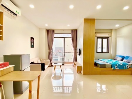 Cho thuê studio bancon ngay HimLam Quận 7, 40m2