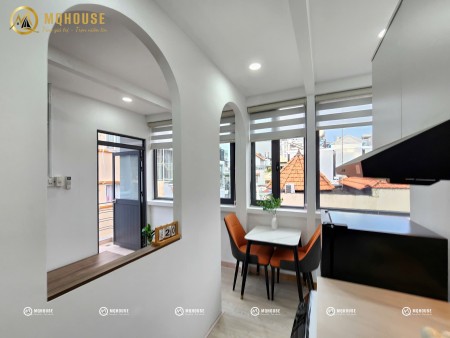 CHO THUÊ CĂN HỘ TÁCH BẾP – CÓ BAN CÔNG & CỬA SỔ, FULL NỘI THẤT NGAY SÂN BAY TÂN SƠN NHẤT, 45m2
