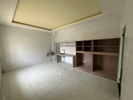Phòng trọ mới. Gần Đh Huflit, CĐ FPT, GTVT, Viễn Đông, ĐH Công Thương, 30m2