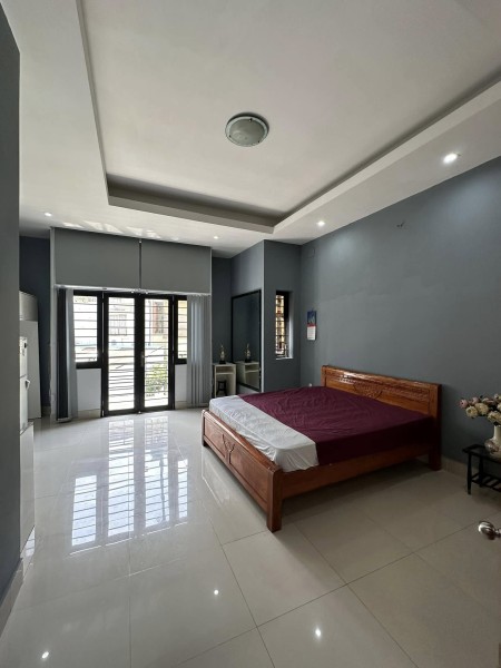 Cho thuê phòng trọ phan xích long giá rẻ, 35m2