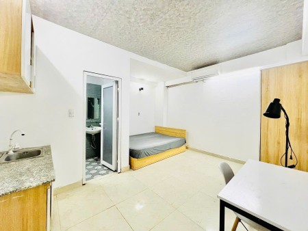 Phòng cho thuê Ngay đường NGUYỄN THÁI BÌNH P4 Tân Bình, 25m2