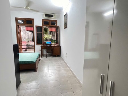 Cho thuê phòng trọ studio gần Lăng Bác, Văn Miếu, 25m2