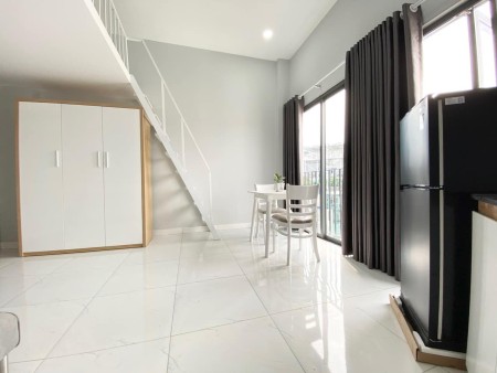 Phòng trọ có gác máy lạnh giá rẻ cách sân bay 1p đi xe., 25m2