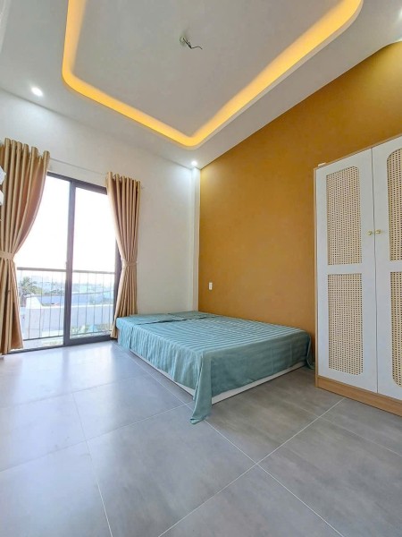 Căn hộ 28m2 2 phòng ngủ một phòng bếp đầy đủ nội thất mới 100% giá chỉ 4tr5, 28m2