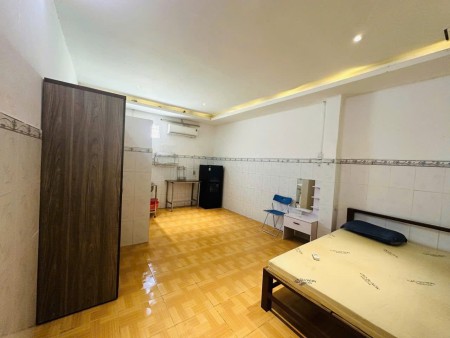 Cập nhật phòng trống: 300 Nguyễn Văn Linh, Khu Phố 15, Phường Tân Thuận, TP. Hồ Chí Minh., 30m2