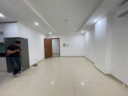 Cho thuê căn 3p ngủ chỉ 11tr/th ở chung cư Carillon 2 Tân Phú, 94m2