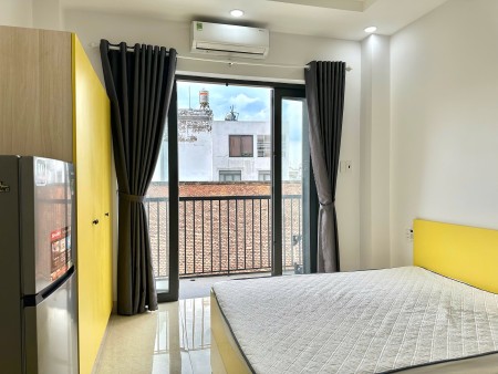 Studio Ban Công Full Nội Thất Gần Nhà Ga T3 – Quận Tân Bình | Xách Vali Vào Ở Ngay, 40m2