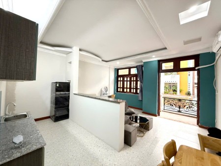 CĂN HỘ BAN CÔNG NGAY SÂN BAY TÂN SƠN NHẤT - CÔNG VIÊN HOÀNG VĂN THỤ TÂN BÌNH, 45m2