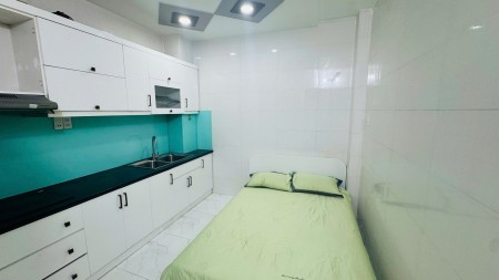 Phòng Ngủ Giá Rẻ - Full Nội Thất Ngay Phú Nhuận, 15m2