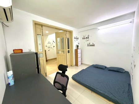 CHO THUÊ CĂN HỘ 1 PHÒNG NGỦ FULL NỘI THẤT CỬA SỔ TRỜI THOÁNG MÁT NGAY TRUNG TÂM QUẬN TÂN BÌNH, 40m2