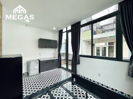 SIÊU HOT STUDIO SPECIAL VIEW CỬA KÍNH SIÊU THOÁNG BANCOL RỘNG NGAY NGÃ TƯ BẢY HIỀN, 30m2