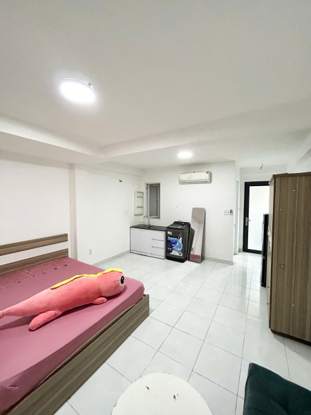 Cho thuê phòng trọ đường Phạm Văn Hai ngay vòng xoay Lăng Cha Cả gần sân bay Tân Sơn Nhất., 40m2