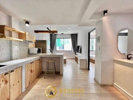 CHO THUÊ CĂN HỘ 1 PHÒNG NGỦ BAN CÔNG NGAY NHÀ GA T3 QUẬN TÂN BÌNH, 45m2