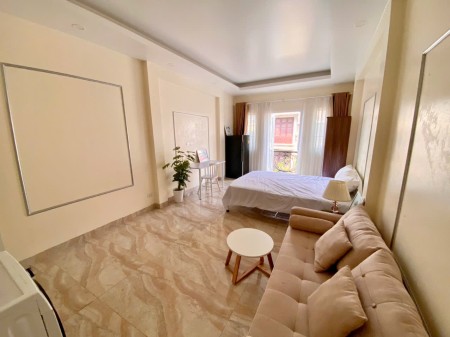 TÒA NHÀ NỘI THẤT SIÊU XINH Ở THỤY KHUÊ, 30m2