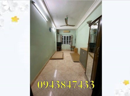 *Chính chủ cho thuê cả nhà 4 tầng tại phố Bạch Mai (HBT), Hà Nội. 0943847433, 132m2