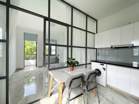 CĂN HỘ 1 PHÒNG NGỦ BAN CÔNG - TRUNG TÂM QUẬN 4, 50m2