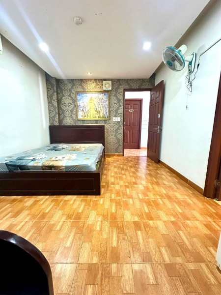 3tr1, (có máy lạnh), 165/21 phan văn hớn, tân thới nhất, q12., 30m2