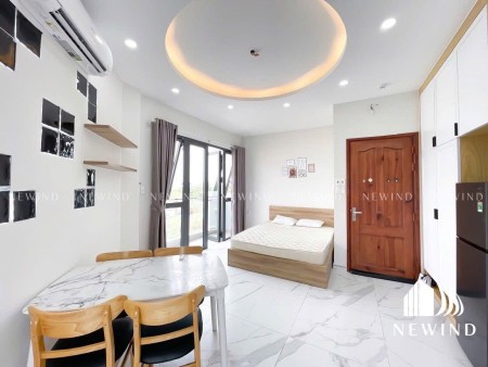Studio ban công full nội thất toạ lạc ngay quận 7 - chỉ mất vài phút qua các quận lân cận , 30m2