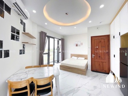 Studio ban công khu đô thị him lam. Full nội thất, gần Lotte, kênh tẻ, đh TDT, RMIT, 38m2