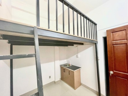 Phòng cho thuê 2tr5 ngay Hiệp Thành 37, 20m2