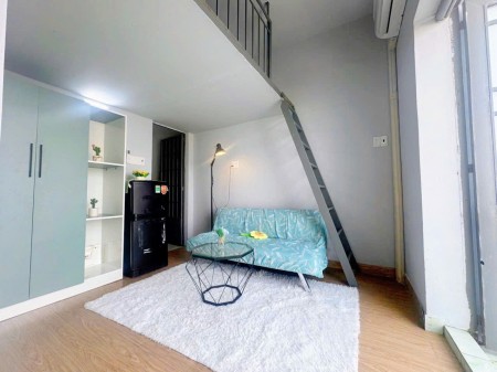 Gác ban công ở được 2-3 người đang trống lại ngay Học Viện Hàng Không, 4500000m2