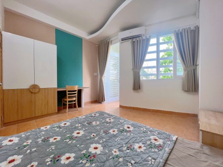 Căn hộ studio máy giặt riêng ban công full nội thất cv Hoàng Văn Thụ, sân bay Tân Sơn Nhất Tân Bình, 40m2