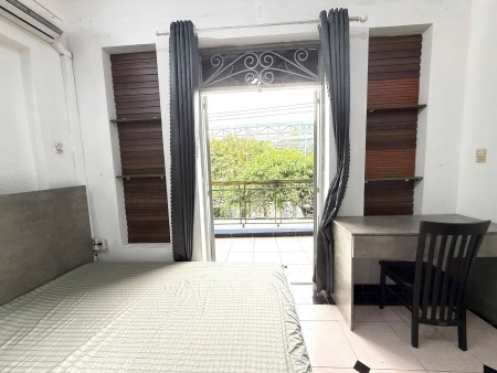 Căn hộ studio ban công full nội thất máy giặt riêng Nhất Chi Mai gần sân bay Tân Sơn Nhất, Tân Bình, 40m2