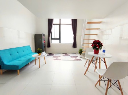 Cho thuê căn hộ duplex cửa sổ lớn gác cao gần sân bay Tân Sơn Nhất, GaT3, Hoàng Hoa Thám Tân Bình, 40m2