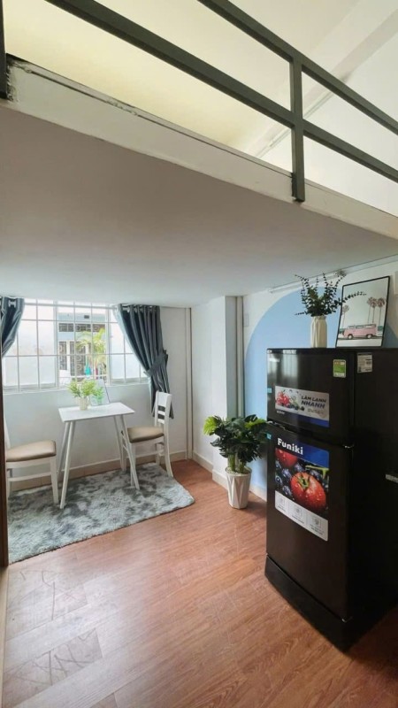 PHÒNG GIÁ SINH VIÊN - NHÀ MẶT TIỀN - PHÚ NHUẬN, 30m2