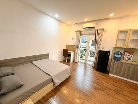 Căn Hộ Ban Công Thang Máy Gần Sân Bay Tân Sơn Nhất Quận Tân Bình, 40m2