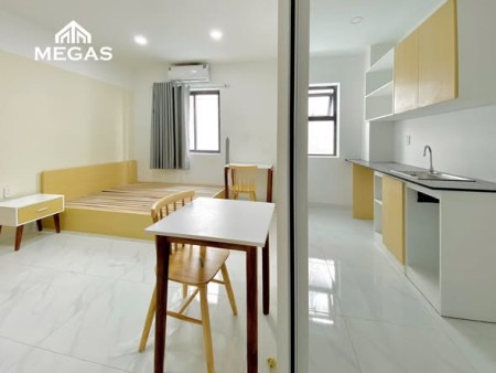 CHO THUÊ STUDIO 1PN GIÁ CHỈ 6TR5 VỚI ĐẦY ĐỦ NỘI THẤT_TÁCH BẾP_CỬA SỔ TRỜI TRONG KDC YÊN TĨNH, 40m2