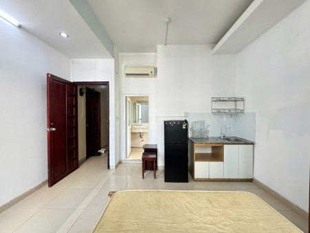4tr, (có ban công), 550 Trường Chinh, Tân Hưng Thuận, Quận 12, 30m2