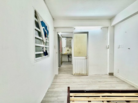 Hỗ trợ giữ phòng qua Tết. 3TR1, 1PN Tách Bếp. Đối diện Etown Cộng Hoà Tân Bình, 20m2