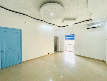 Phòng Trường Chinh - Tân Bình. Gần Tây Thạnh, Chế Lan Viên, Phạm Văn Bạch, 20m2