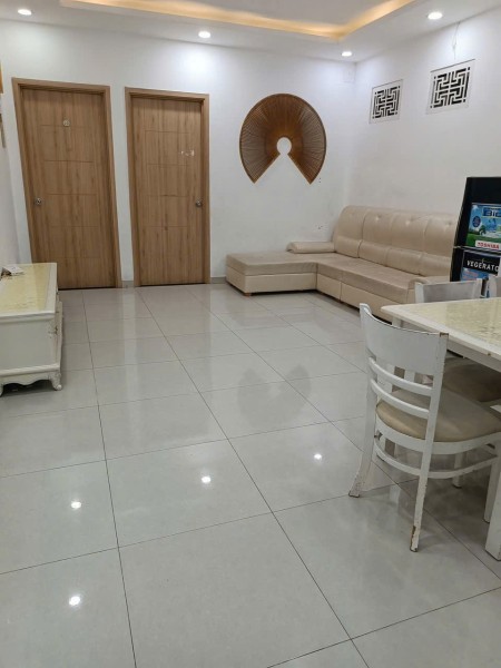 Chung cư The Useful, Lạc Long Quân, TB: 2p ngủ, full NT, 9,5triệu, 75m2