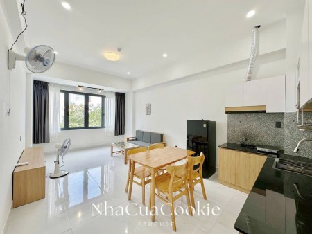 CHDV CHO THUÊ FULL NỘI THẤT DẠNG 1PN CỬA SỔ LỚN GẦN ETOWN, 50m2