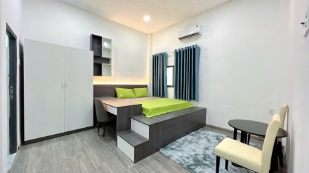 Căn studio cửa sổ lớn full nội thất gần sân bay Tân Sơn Nhất, GaT3, Etown Cộng Hoà quận Tân Bình, 40m2